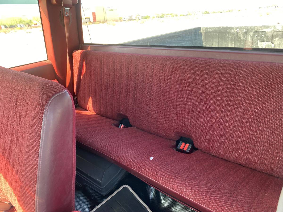 Chevrolet-silverado-2500hd-diesel-1991-silver-6