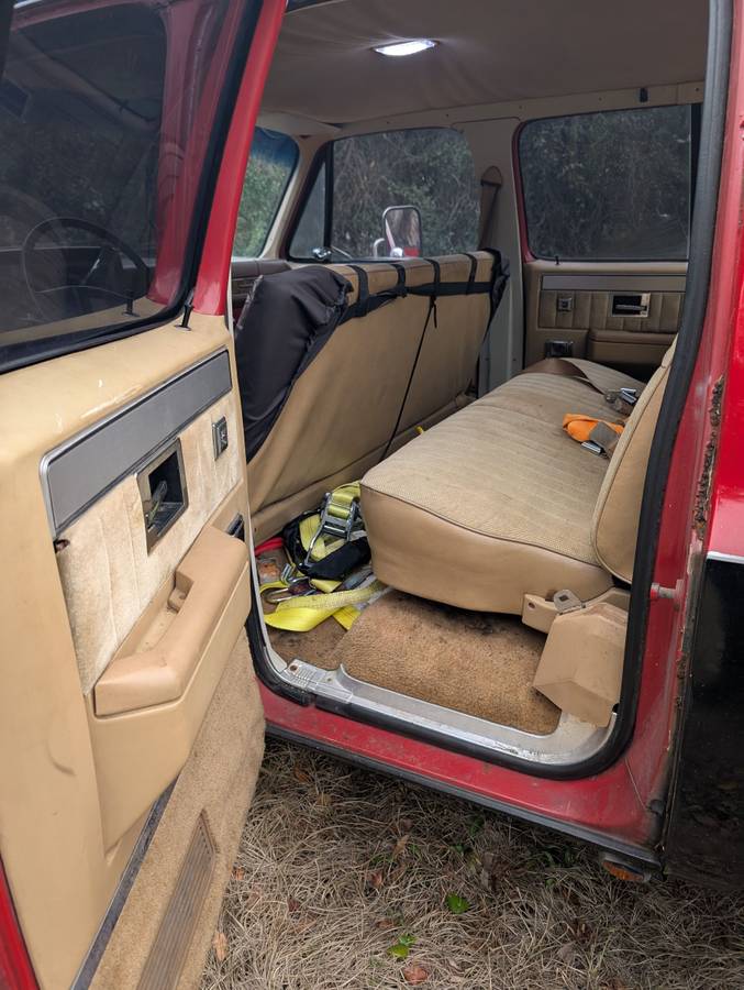 Chevrolet-silverado-3500-1985-black