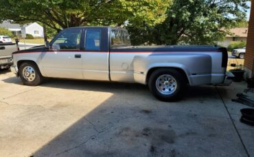 Chevrolet-silverado-3500-1988-black-1