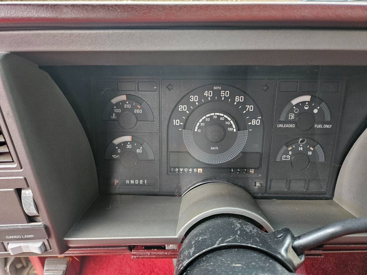 Chevrolet-silverado-3500-1988-black-8