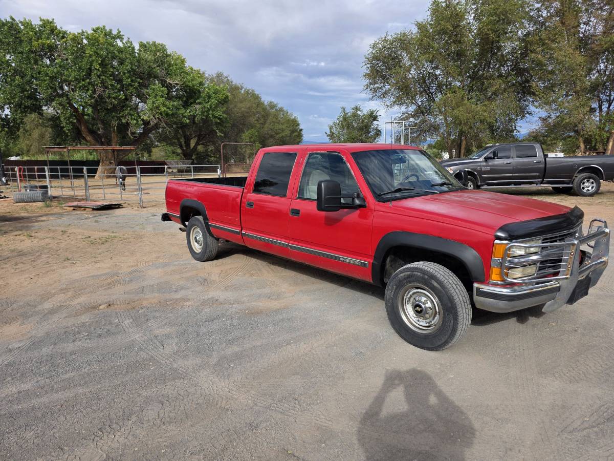 Chevrolet-silverado-3500-1995-red-1