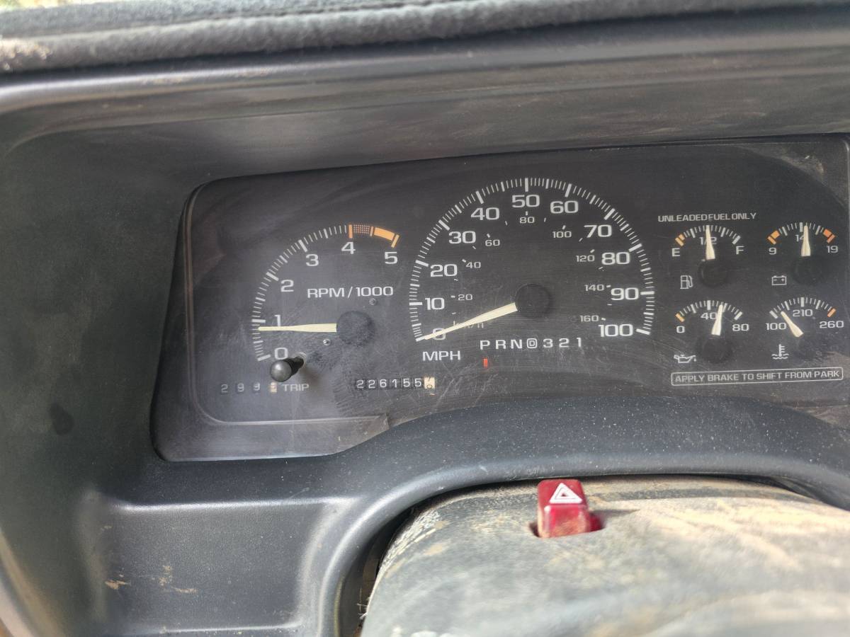 Chevrolet-silverado-3500-1995-red-5
