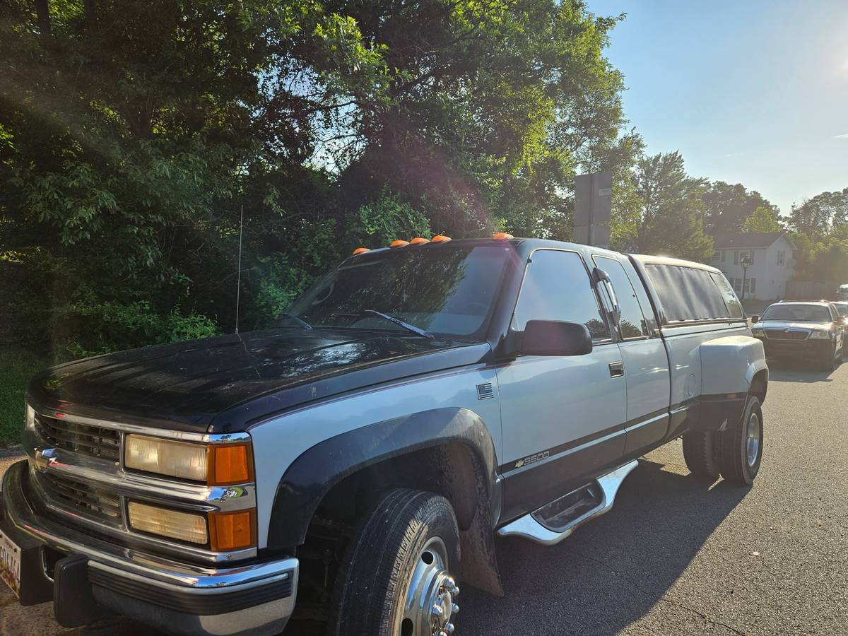 Chevrolet-silverado-3500-diesel-1995-1