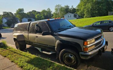 Chevrolet-silverado-3500-diesel-1995