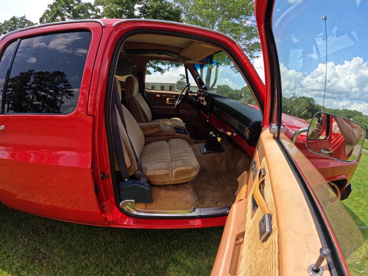Chevrolet-silverado-3500-hd-crew-cab-diesel-1976-red-6