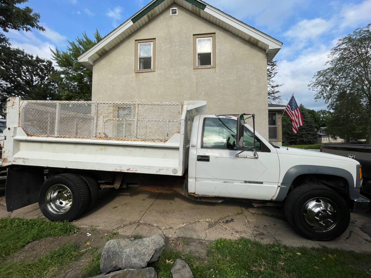 Chevrolet-silverado-3500hd-diesel-1992-white-3