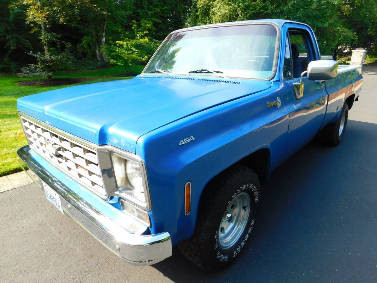 Chevrolet-silverado-c10-1976-blue-1