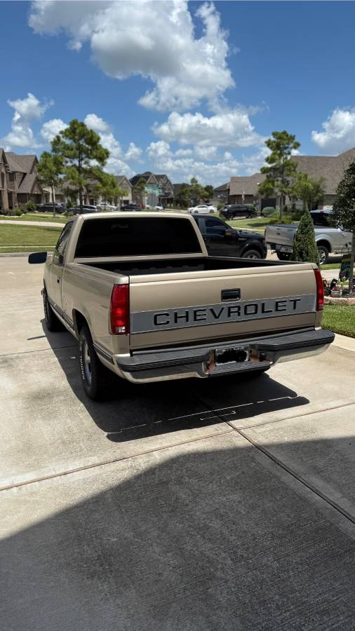 Chevrolet-silverado-c1500-1992-brown-2