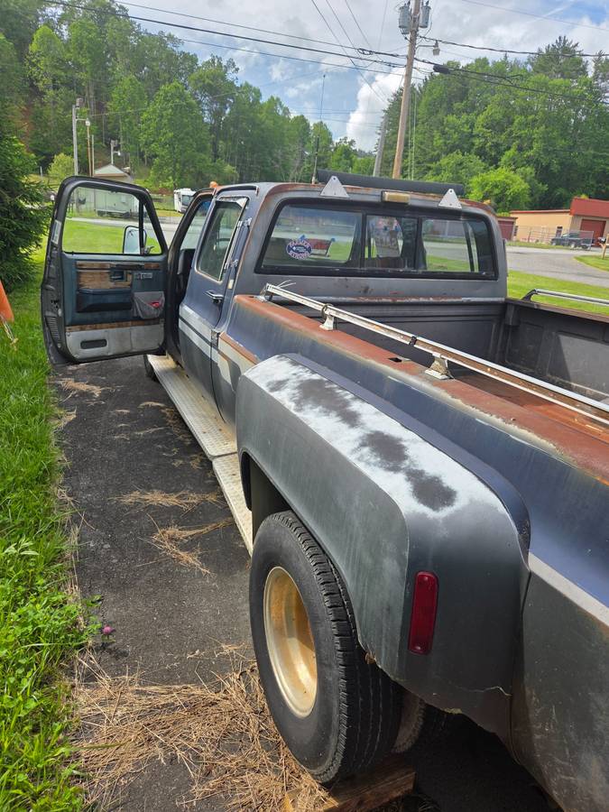 Chevrolet-silverado-c3500-1978-grey-6