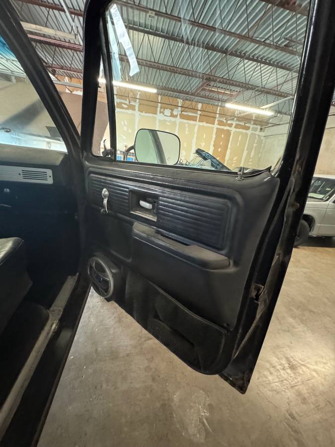Chevrolet-silverado-k10-1978-brown-2