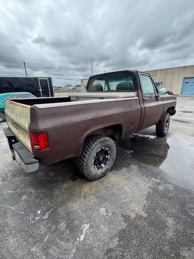 Chevrolet-silverado-k10-1978-brown-8