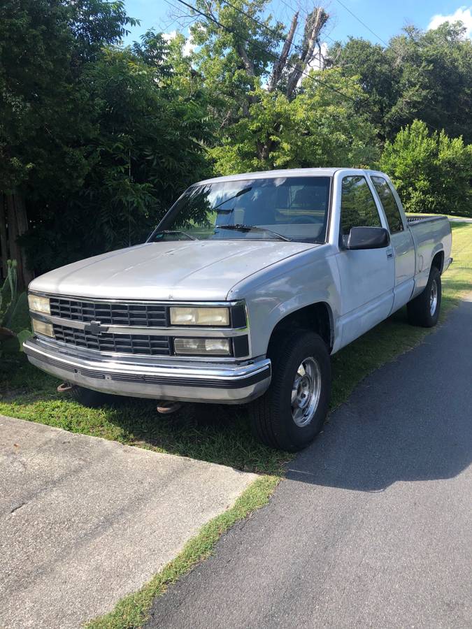 Chevrolet-silverado-k1500-4x4-1991-silver-2