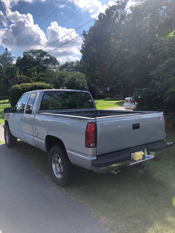 Chevrolet-silverado-k1500-4x4-1991-silver-3