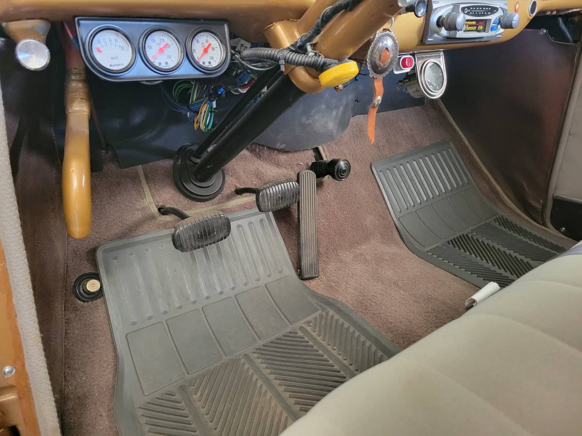Chevrolet-special-deluxe-1941-custom-3
