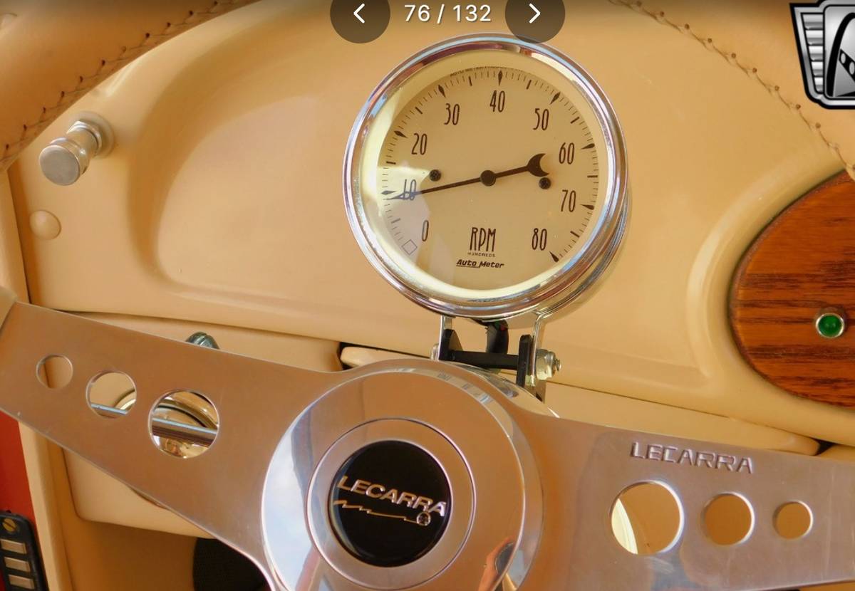 Chevrolet-standard-phaeton-1935-orange-15
