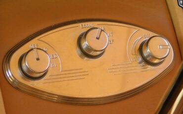 Chevrolet-standard-phaeton-1935-orange-19