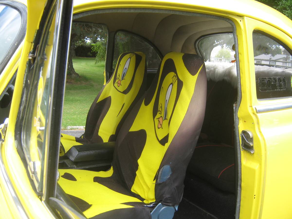 Chevrolet-styeline-delux-1949-yellow-6