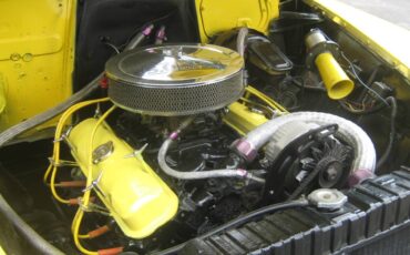 Chevrolet-styeline-delux-1949-yellow-7