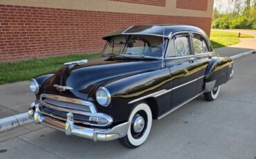 Chevrolet-styleline-deluxe-1951-black-3