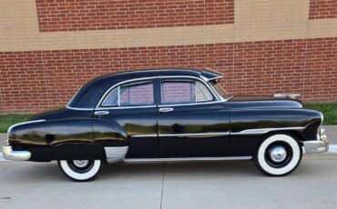 Chevrolet-styleline-deluxe-1951-black-4
