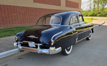 Chevrolet-styleline-deluxe-1951-black-6