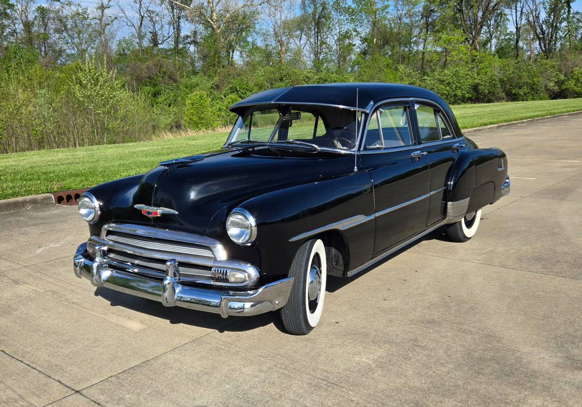 Chevrolet-styleline-deluxe-1951-black-7