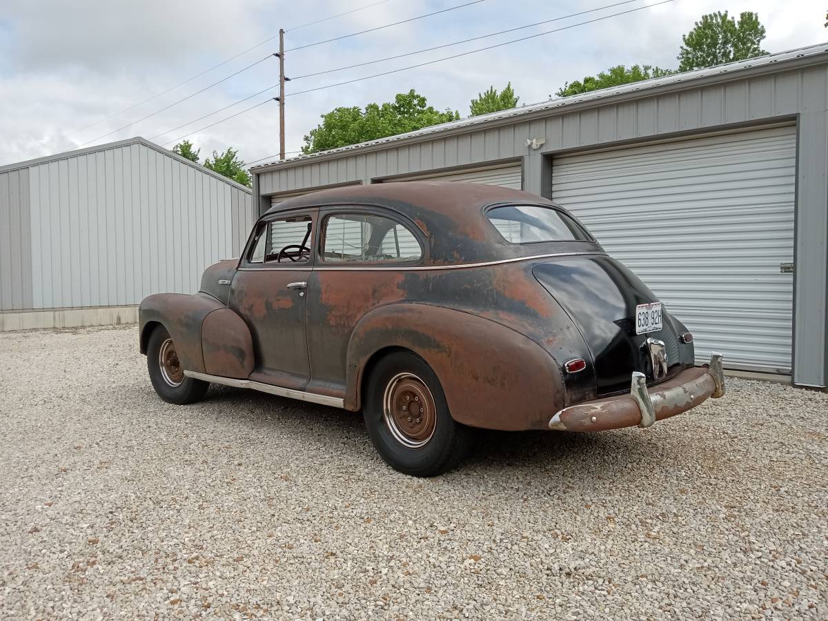Chevrolet-stylemaster-sedan-1947-black-6