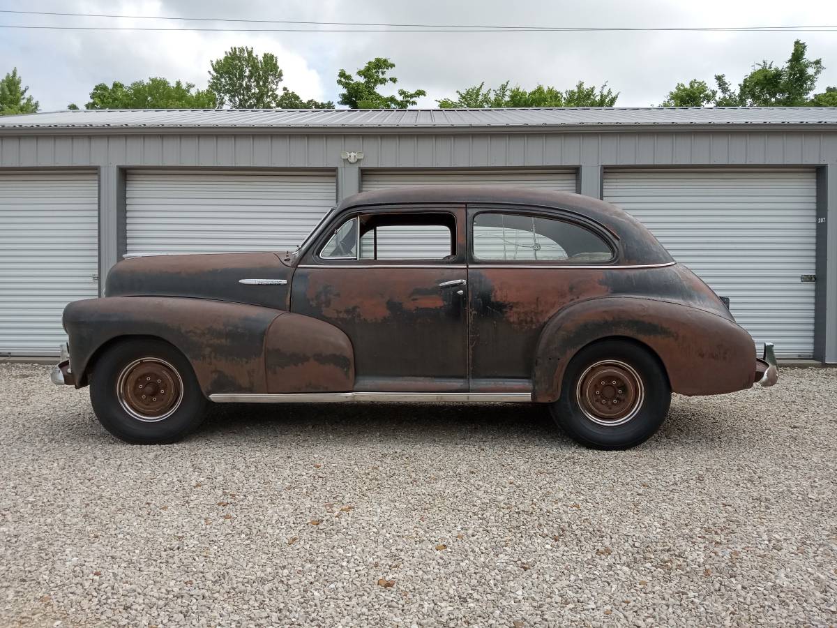 Chevrolet-stylemaster-sedan-1947-black