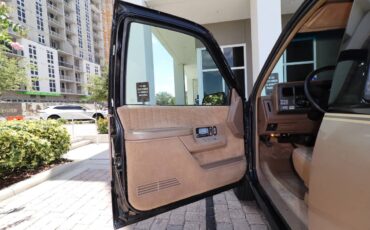Chevrolet-suburban-12-ton-nominal-1994-black-12