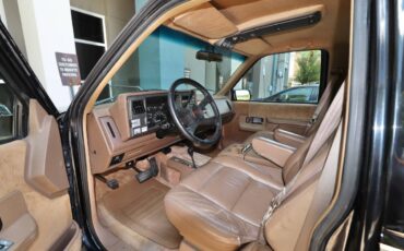 Chevrolet-suburban-12-ton-nominal-1994-black-13