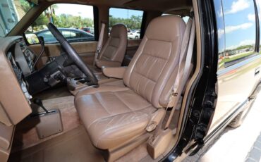 Chevrolet-suburban-12-ton-nominal-1994-black-14