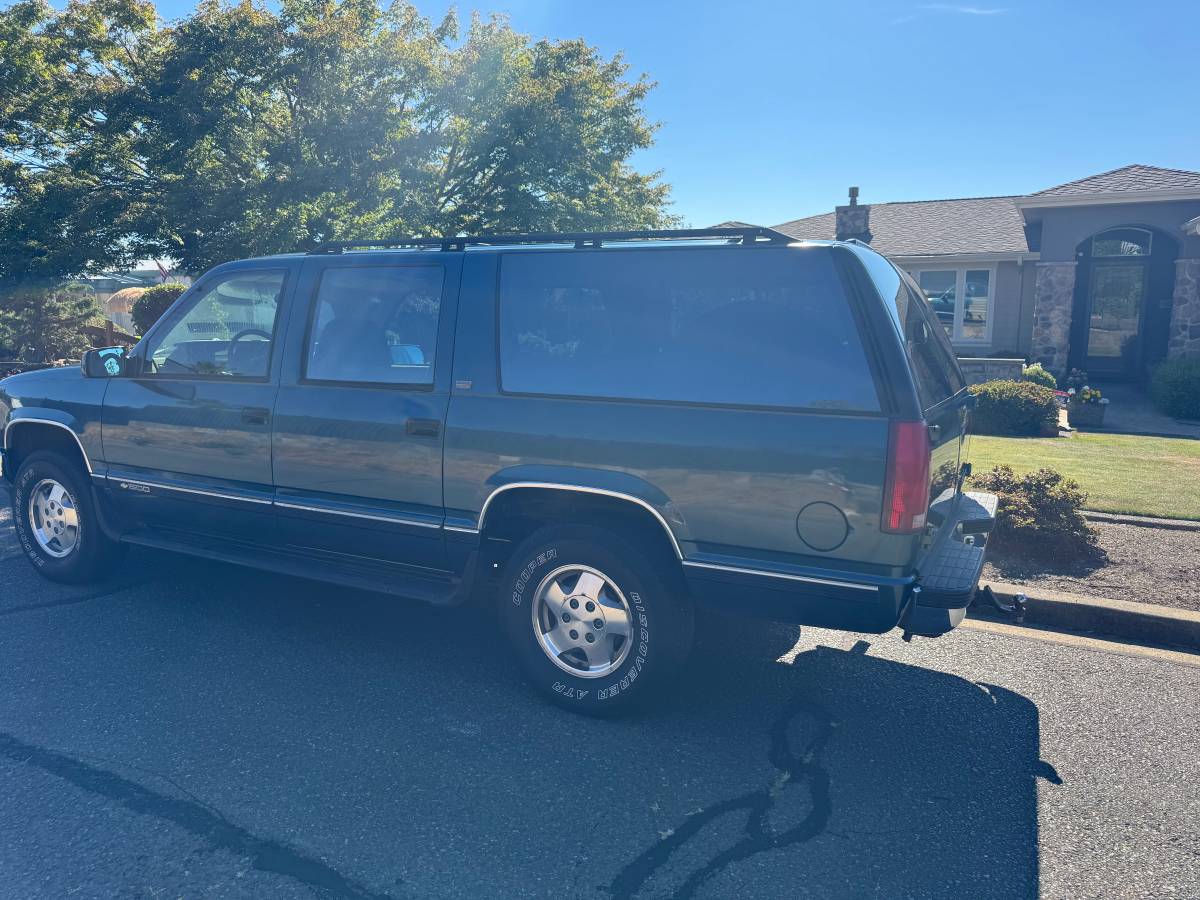 Chevrolet-suburban-1500-1994-1