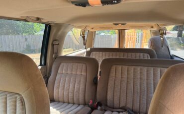 Chevrolet-suburban-1500-1994-6