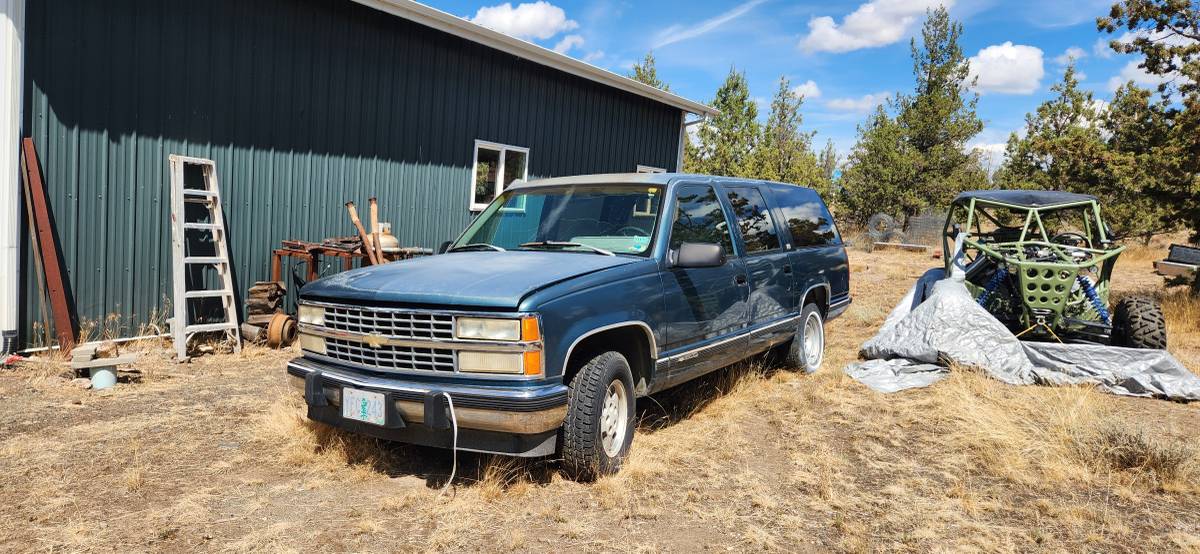 Chevrolet-suburban-1500-1994-blue