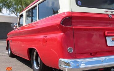 Chevrolet-suburban-1966-red-22