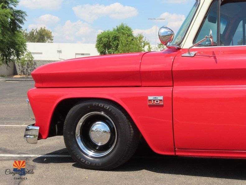 Chevrolet-suburban-1966-red-3