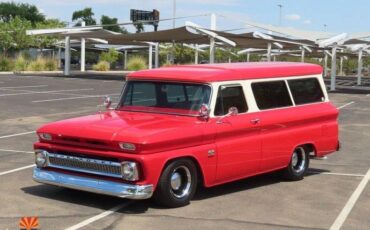 Chevrolet-suburban-1966-red-4