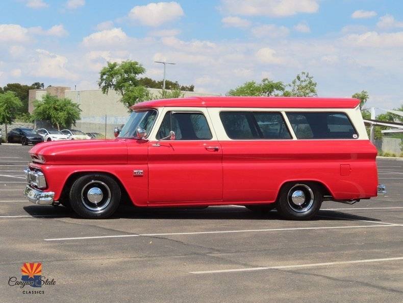 Chevrolet-suburban-1966-red-7