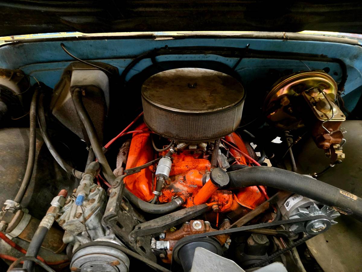 Chevrolet-suburban-1968-11