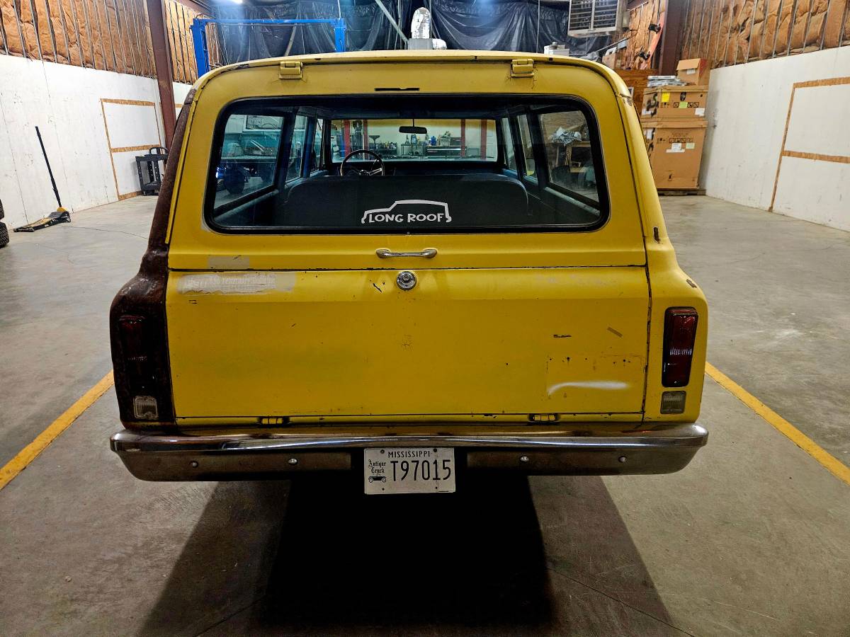 Chevrolet-suburban-1968-3