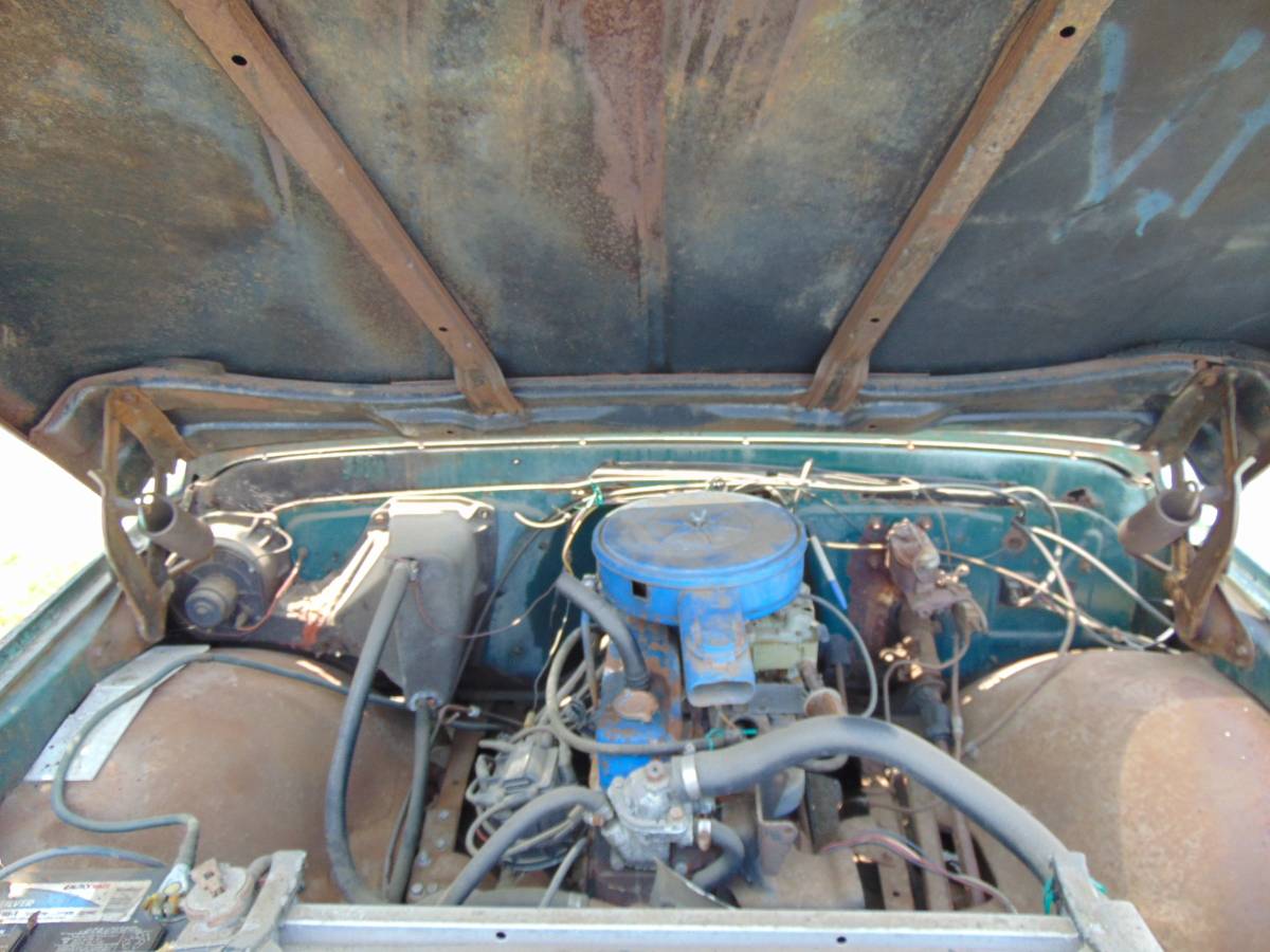 Chevrolet-suburban-1969-4