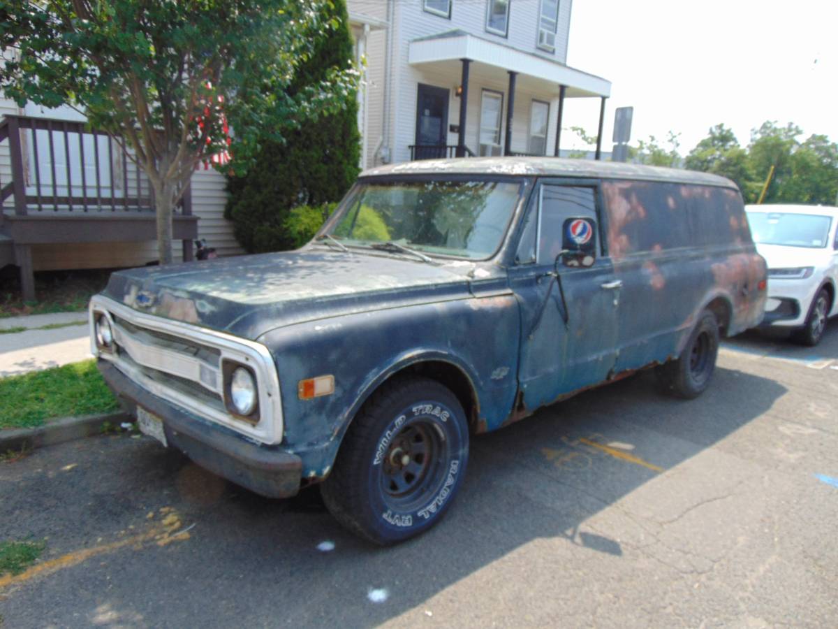 Chevrolet-suburban-1969-7