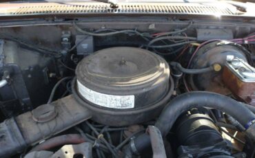 Chevrolet-suburban-1986-brown-15
