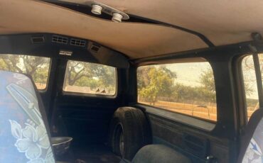 Chevrolet-suburban-1988-blue-4