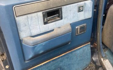 Chevrolet-suburban-1988-blue-6