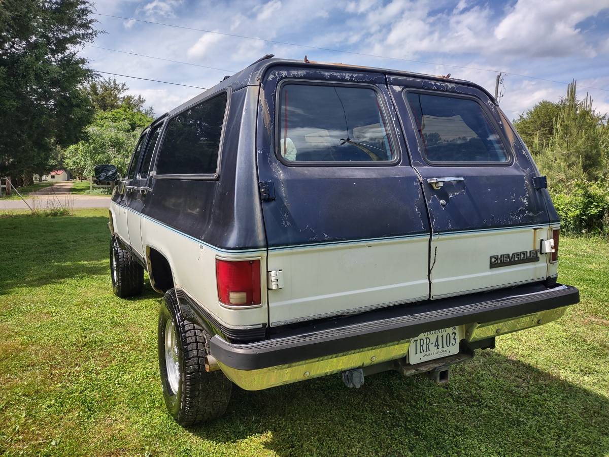 Chevrolet-suburban-1991-blue-2