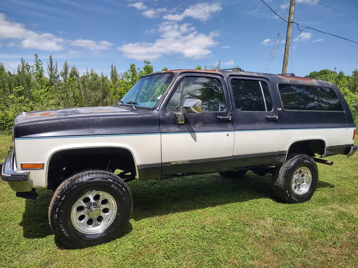 Chevrolet-suburban-1991-blue
