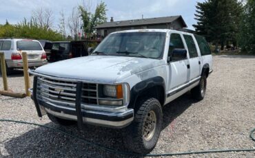 Chevrolet-suburban-2500-1993-white