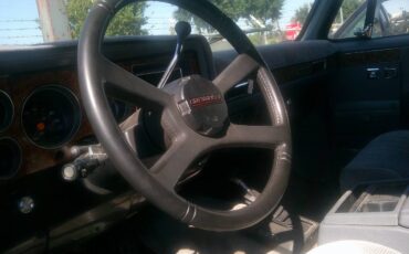 Chevrolet-suburban-34-ton-nominal-1989-green-6