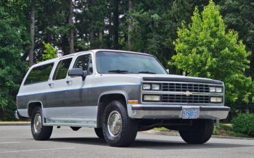 Chevrolet-suburban-34-ton-nominal-1991-silver